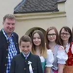 Lodge Almchalet Poellatal