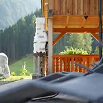Almchalet Poellatal Lodge Rennweg am Katschberg