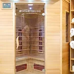 Lodge Almchalet Poellatal *