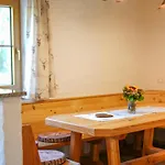 Lodge Almchalet Poellatal *