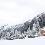 Almchalet Poellatal *