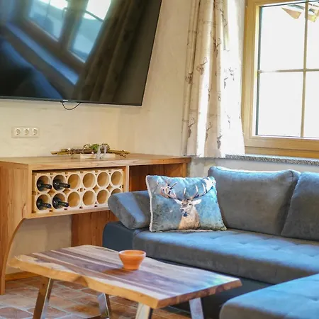 بيت خشبي Almchalet Poellatal