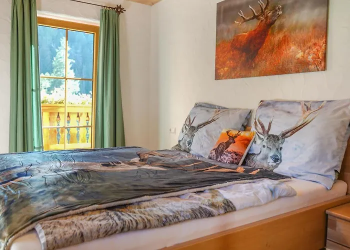 Almchalet Poellatal Lodge Rennweg am Katschberg